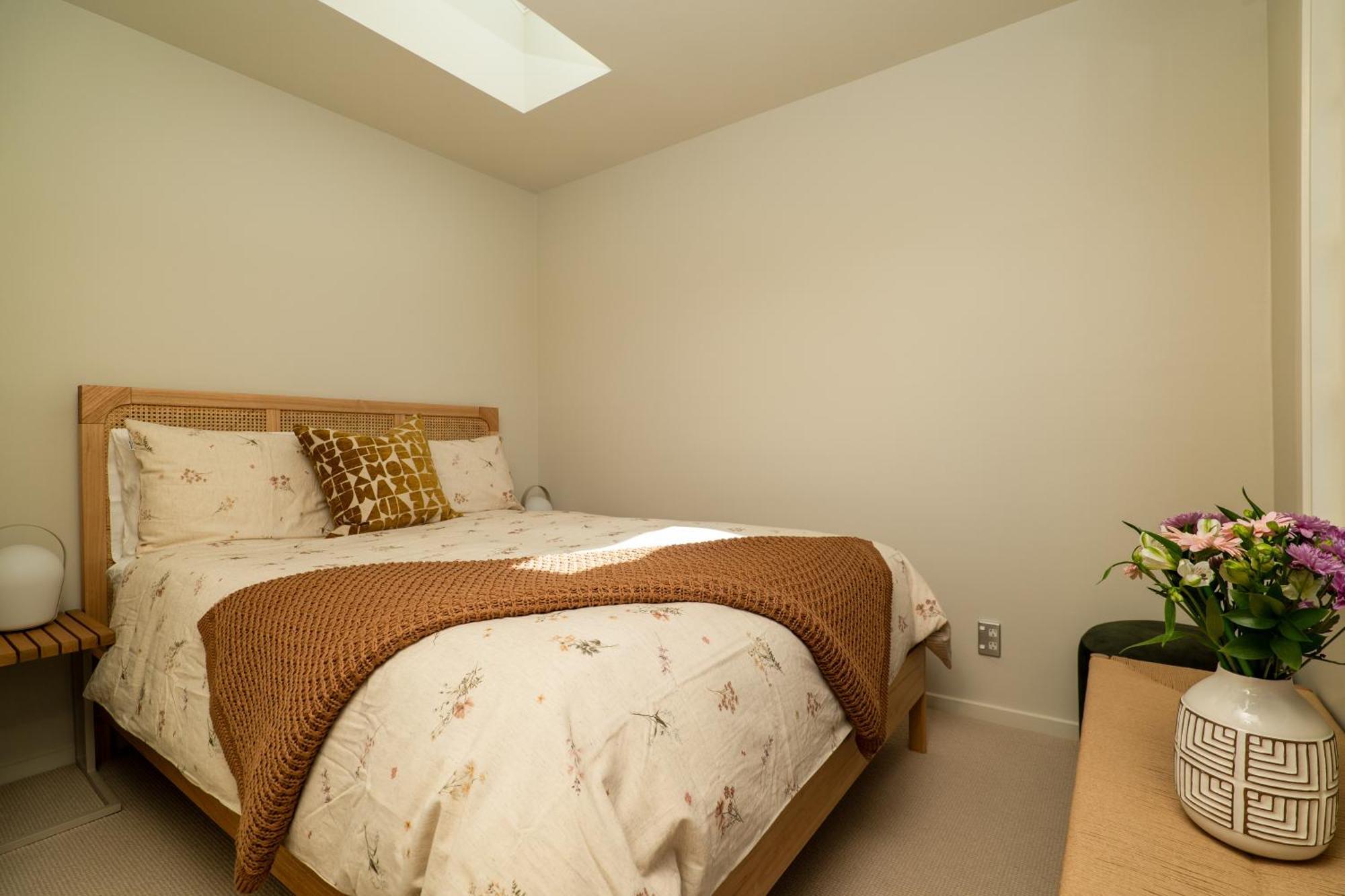 Luxurious Central City Living Christchurch Exterior photo