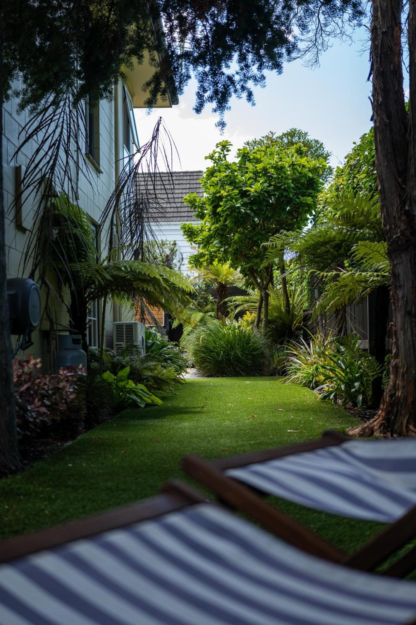 Luxurious Central City Living Christchurch Exterior photo